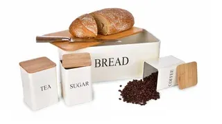 Kenyeresládák és vajtartók